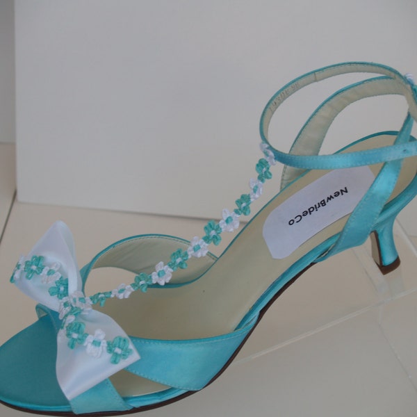 SALE Size 9 Shoes Tiffany Blue short heel - Bridal Tiffany blue shoes mid heel