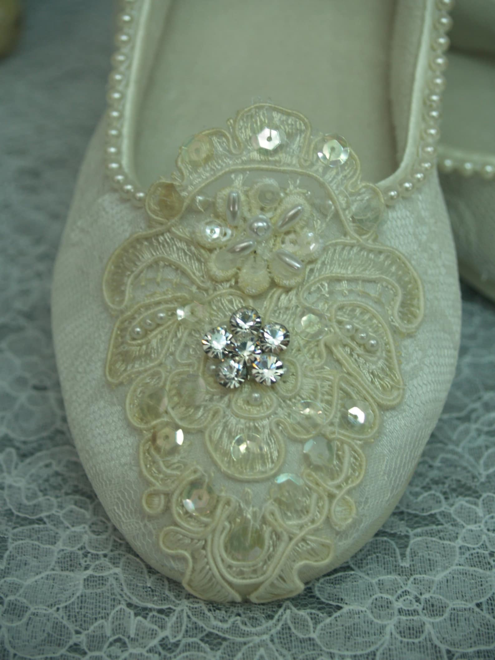 wedding ivory flats vegan shoes size 5, bridal comfortable slipper, cushioned ballet slipper, art deco nouveau, old hollywood gl