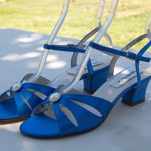 wide width blue heels