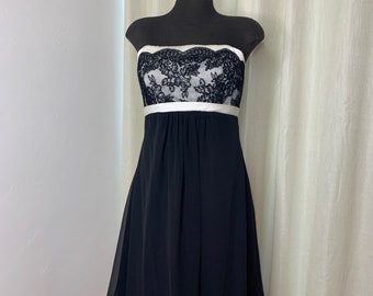 vintage lace off the shoulder dress Vintage Lace Off-the-shoulder Chic Grid Floral A-line Wedding Dress P2 main image 1