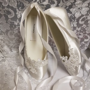 Bride Off White Wedding Flats,Off-white Satin Shoes,Lace Applique with Pearls,Lace Up Ribbon Ballet Style Slipper, Comfortable Wedding Shoes
