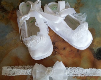 Baby Christening Shoes set with baby lace head band, Baptism shoes girl, baby girl white sarin shoes with hair lace band