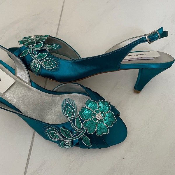 Teal Low heels sling back with flower appliqué and bling, Bride Peacock shoe low heel comfortable shoe with flowers appliqué and bling