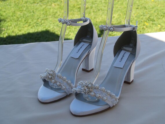 white wedding shoes thick heel
