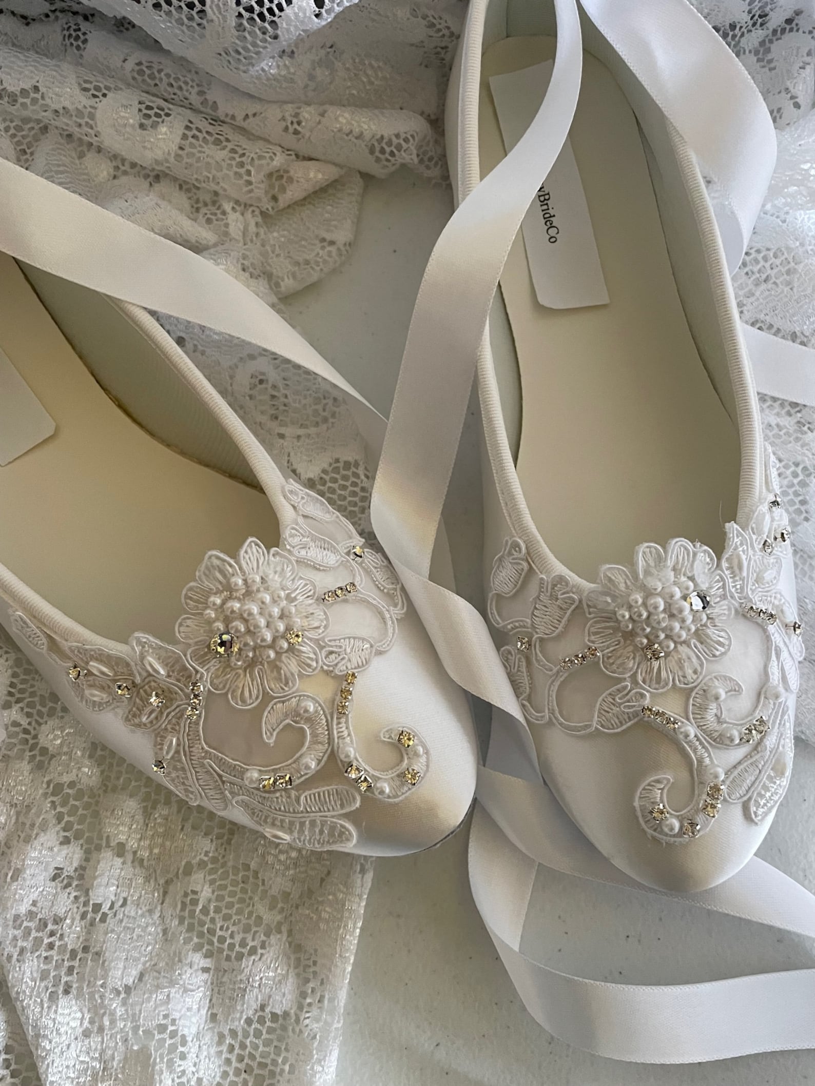 Brides White Wedding Flatssatin OFF-WHITE Shoes Lace Applique - Etsy