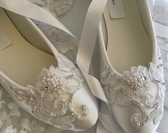 Brides White Wedding Flats,Satin OFF-WHITE Shoes Lace Applique with Pearls Lace Up Ribbon Ballet Style Slipper, Comfortable Wedding Shoes