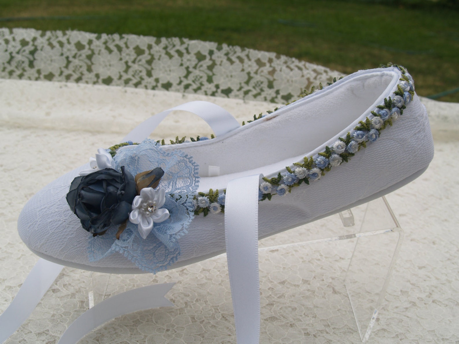 white blue bridal flats, vegan shoes trimmed blue, something blue flat shoes,off white ivory white,ballet style comfort slippers