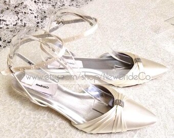 silver dress shoes closed toe Silver dress shoes sweetheart neckline GIULIANA