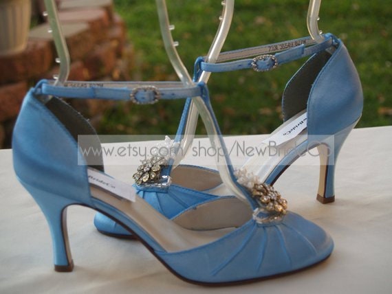 blue mid heel shoes
