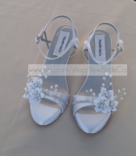 White 6 outlet inch heels