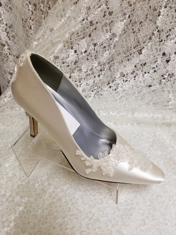 ivory pumps shoes
