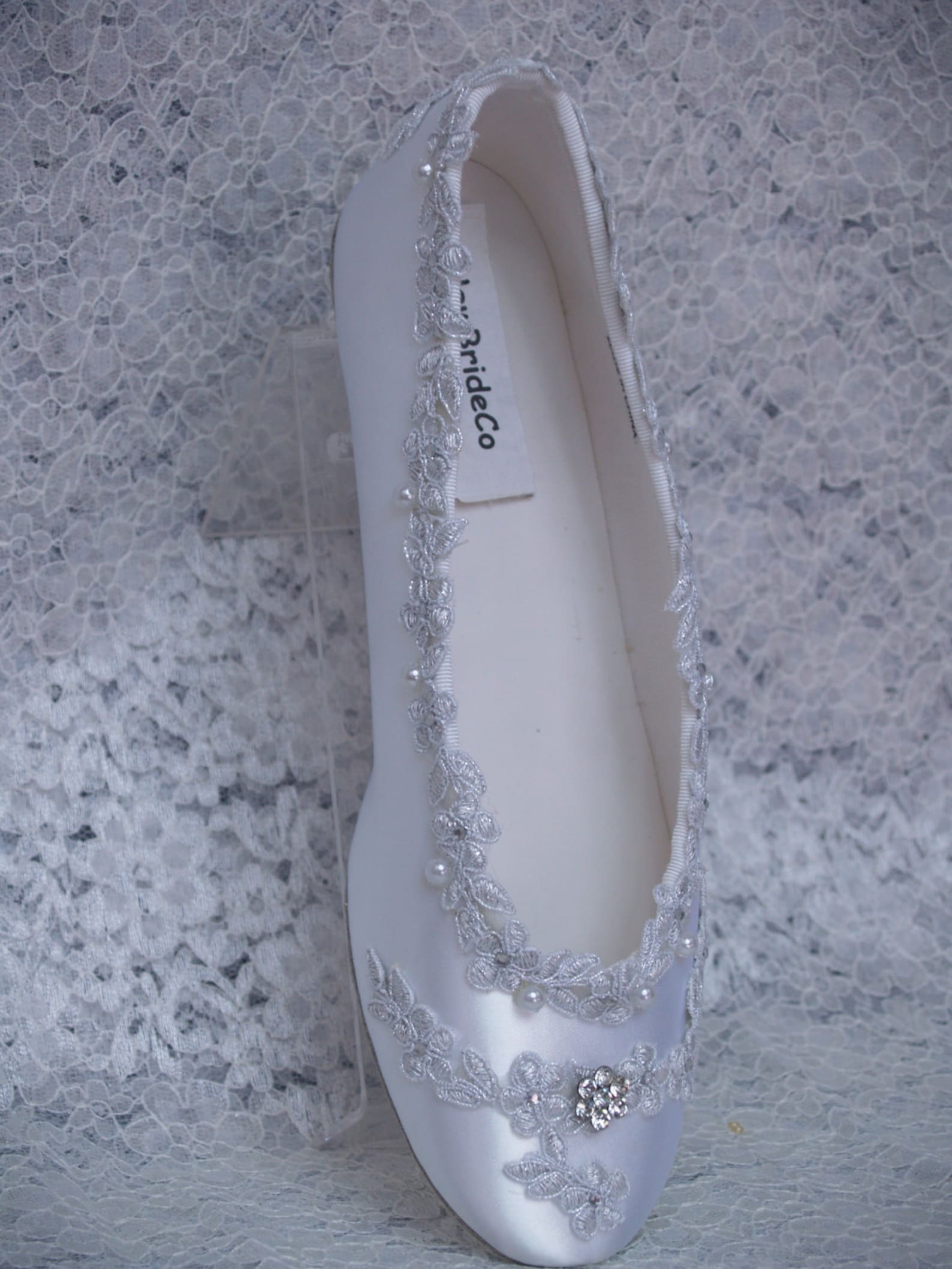 size 8 1/2 wedding flats white shoes silver venice lace edging w crystals,ballet style slipper,silver lace pearls & crystals,rea