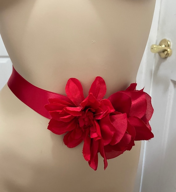 Fiori in nastro con cintura rossa da sposa fascia rossa per abito da ragazza di fiori non inclusa cintura con fascia da ragazza di fiori cintura con fiori rossi da sposa