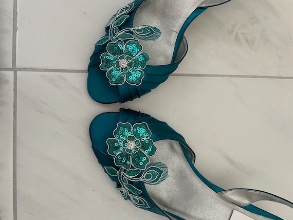 Buy Teal Low Heels Sling Back With Flower Appliqué and Bling, Bride Peacock  Shoe Low Heel Comfortable Shoe With Flowers Appliqué and Bling Online in  India - Etsy