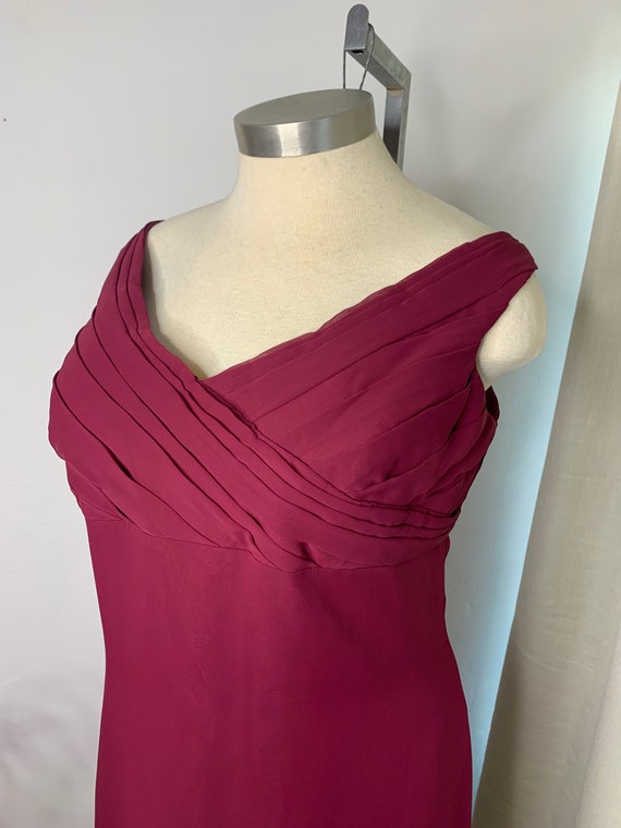 Burgundy Chiffon A Line Gown Size 26, Off The Shou