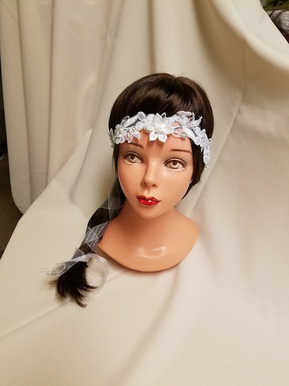 White Bridal Head Bandeau Modern Style, Deco Headband Lace  display picture 1