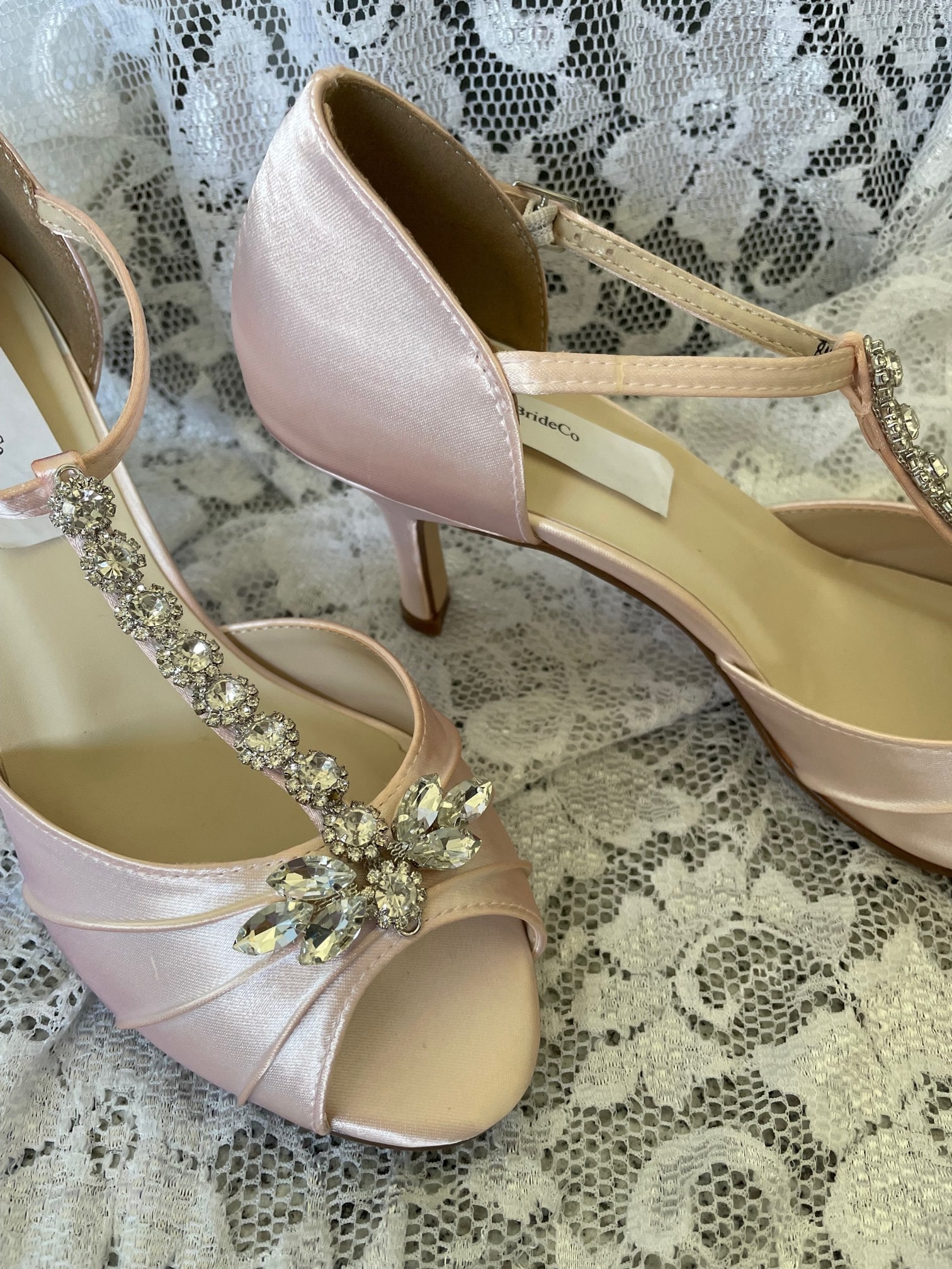 Bush Pink Mid Heels with Bling 2 1/2\, image size:1512x2016