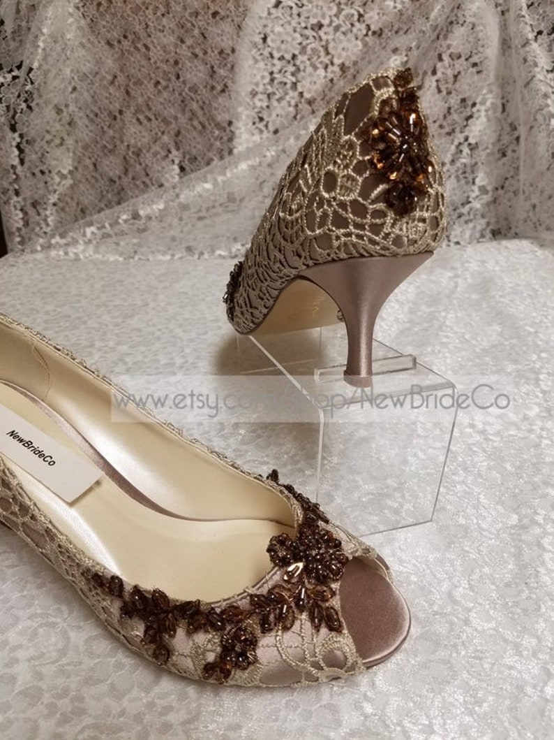 bridesmaid shoes taupe