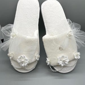 Brides Bedroom Slippers white tulle veil one set of rings and flowers, Bridal Slippers, Brides Comfort,Bridal Shower Gift,Wedding Slippers