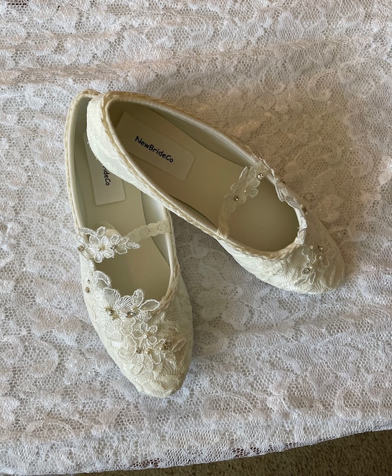 Buy Ivory or Off-white Lace Wedding Flats, Lace Flat Shoes,old Hollywood  Shoes,shoes Great Gatsby Style, Art Devo Nouveau, Romantic, Renaissance  Online in India 