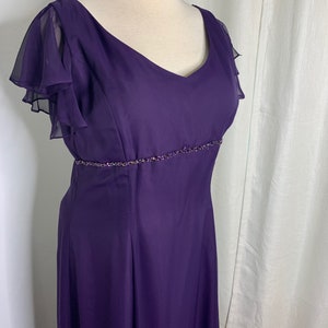 Plum Purple Sweetheart Formal Dress Size 22 by vintage Jordan, Pretty Chiffon Flutter Sleeve, Beaded Waistband, Wedding Dress, Mother of the