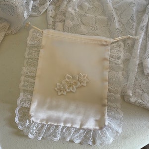 Wedding SMALL Money Dance Bag, Satin flowers lace drawstring closure, OFF-WHITE wedding purse, first communion, gift image 7