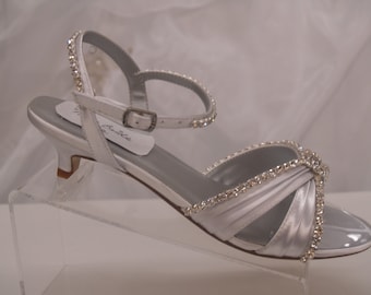 Wedding Shoes Bling Bling Very Low heel, White Wedding Sandal, Open Toe Strappy, Kitten Heel, Ankle Strap. Rhinestone Crystals, Beach,Cruise