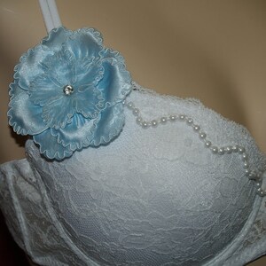 Brides Push-up Bra White lace and blue flower image 2