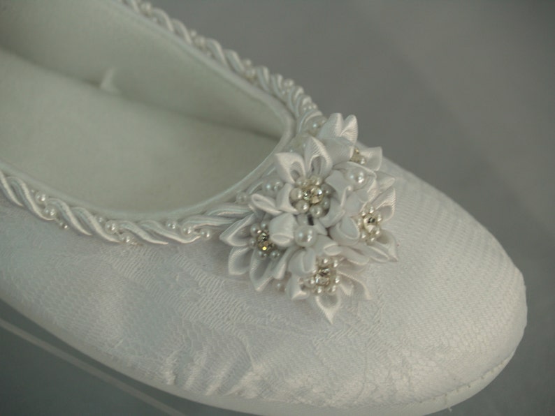 Size 6 Comfortable Wedding Flats White Embellished | Etsy
