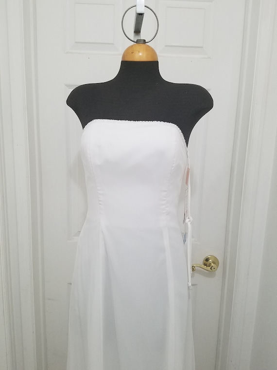 White Wedding dress size 4 strapless sheer chiffon