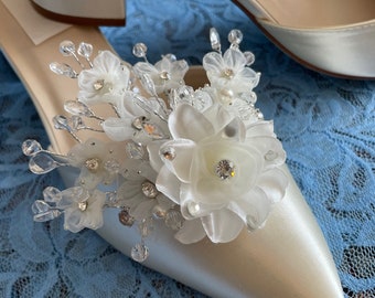 Ivory Wedding shoes closed toes with beautiful handmade flowers  and crystals two heels options block heel 1 3/4" & 2 1/2" comfortable shoes