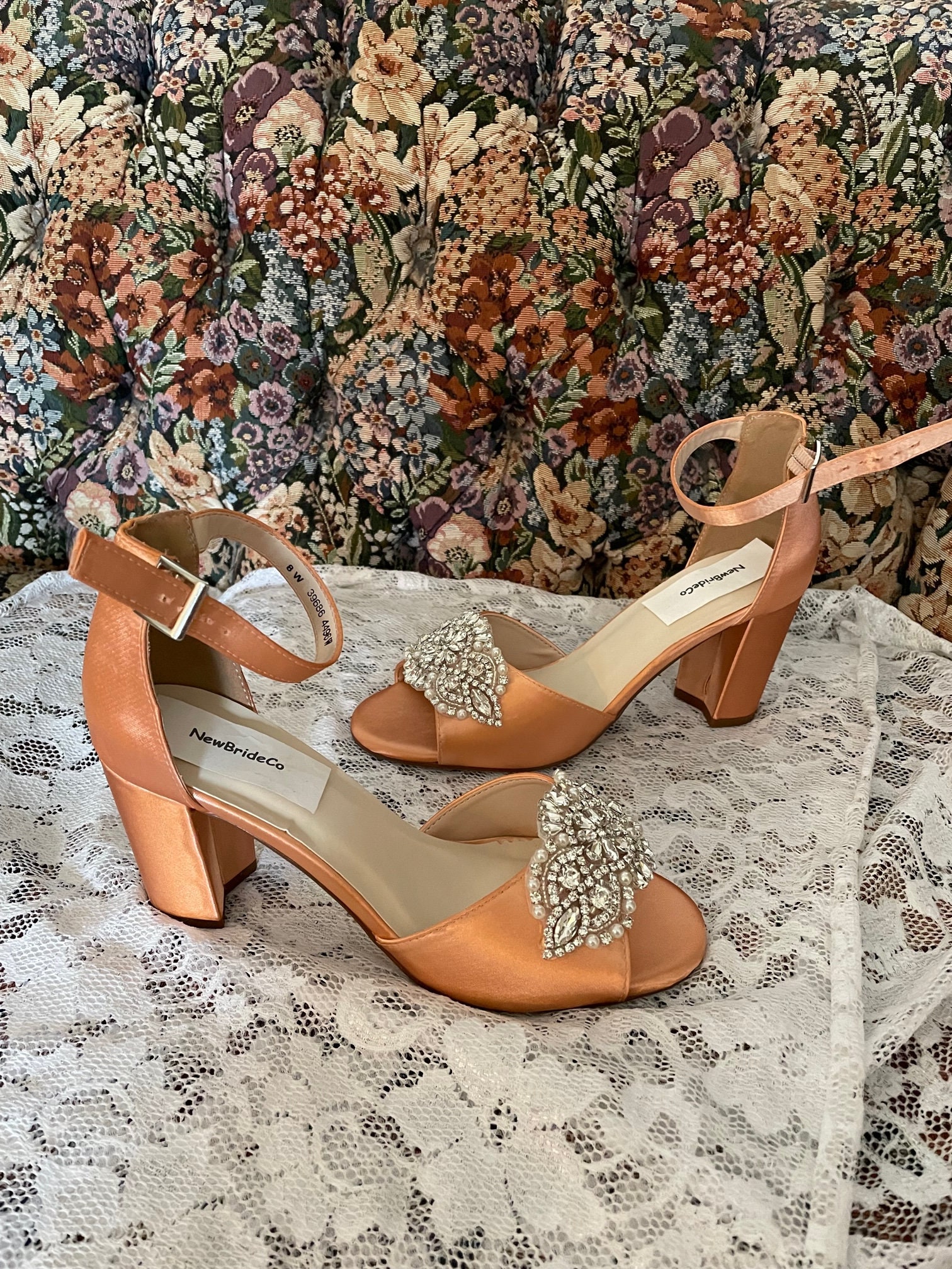 Badgley mischka sandra strappy sandal best sale