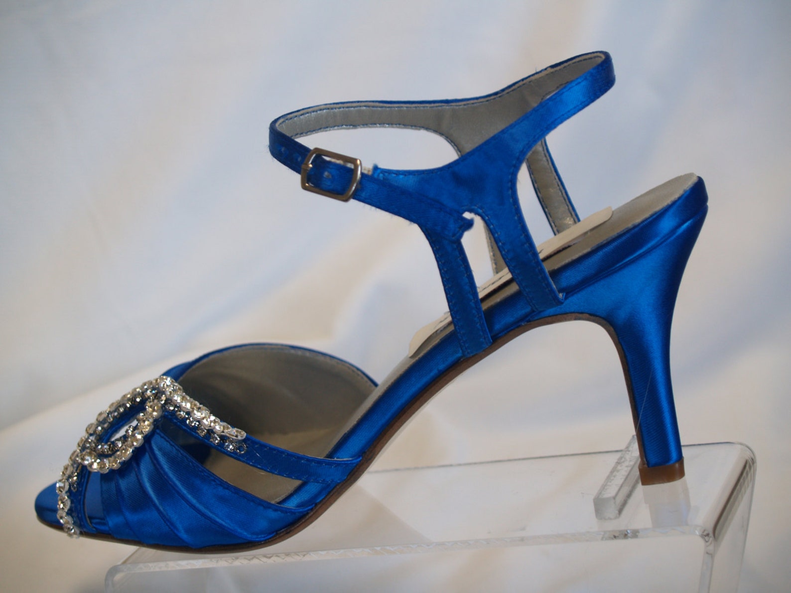 royal blue open toe shoes