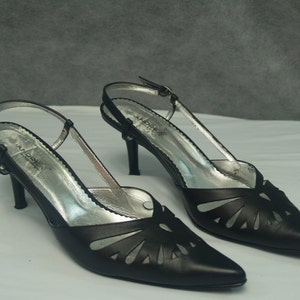 Black Soft Leather Shoes pointy style mid heel, Pointy Toe Slingback, Cutouts in Leather, Vintage