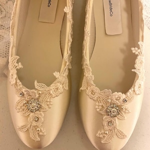 Ivory Victorian Flat Shoes with lace,Victorian Wedding Shoes US Lace pearls crystals embellished, purple ballet style slipper, bridal flats