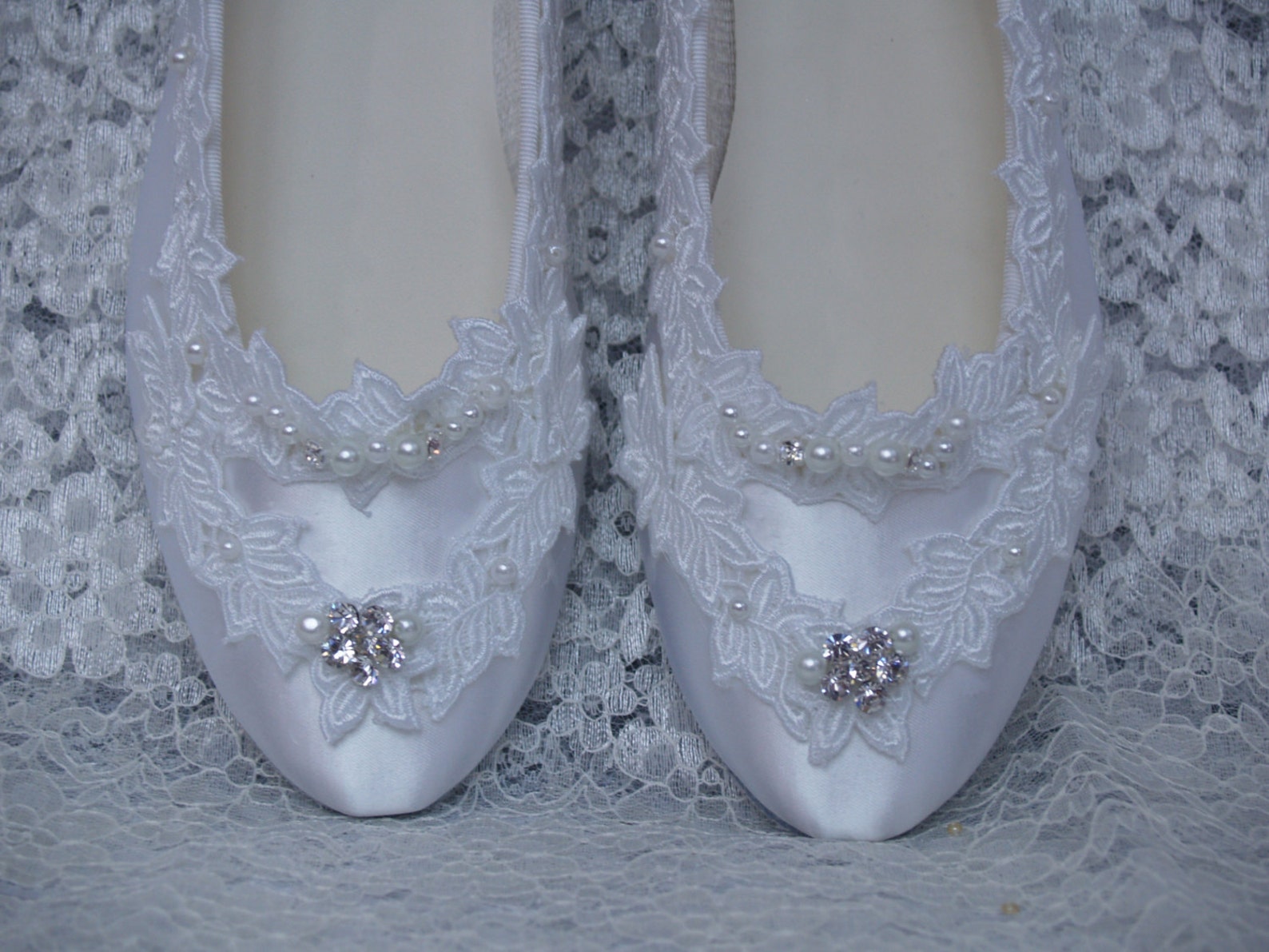 wedding flat shoes adorned with usa lace pearls and crystals, ballet style flats, leather sole, satin flats, white lace, bling b