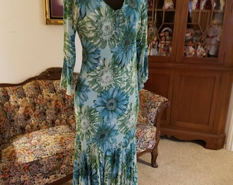 Vintage Blue green Dress with 3/4 sleeves beaded flower print, cut bias dress great fit, Size Medium Blue green dress