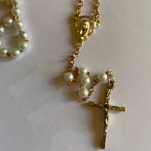 Baptism White/Gold Rosary beads, Communion Rosary beads, Baby Rosary, Baptism gift, Catholic Ceremony,Vintage Rosary white beads