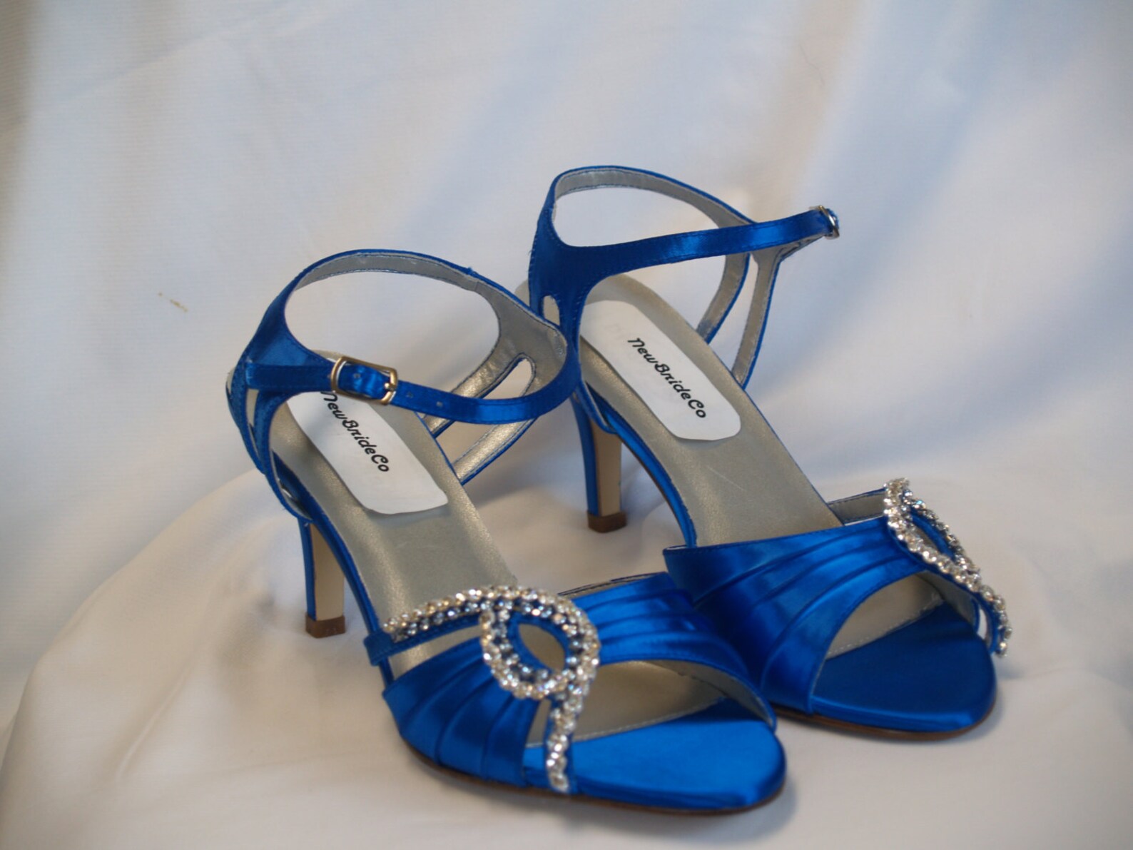 royal blue open toe shoes