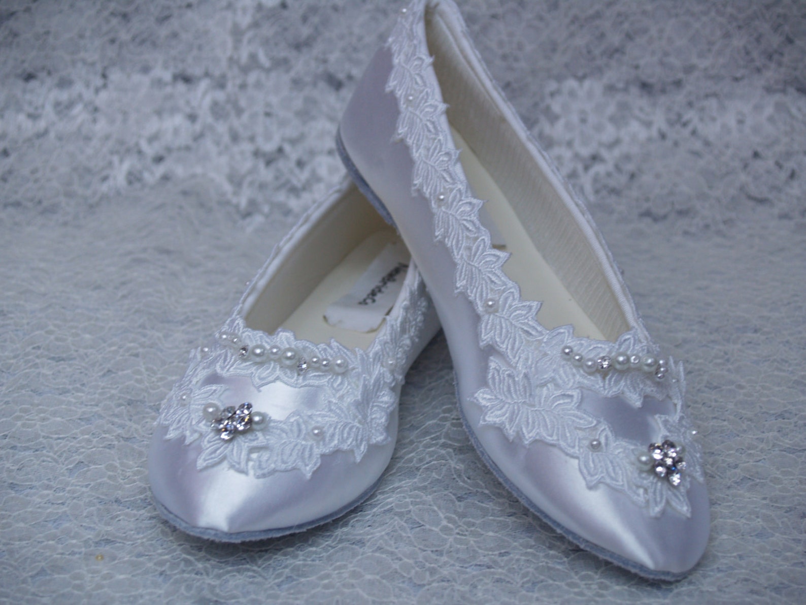 wedding flat shoes adorned with usa lace pearls and crystals, ballet style flats, leather sole, satin flats, white lace, bling b