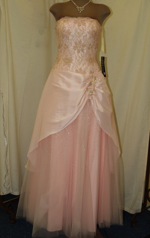 Prom Vintage Dress Pink, strapless dress beaded b… - image 3