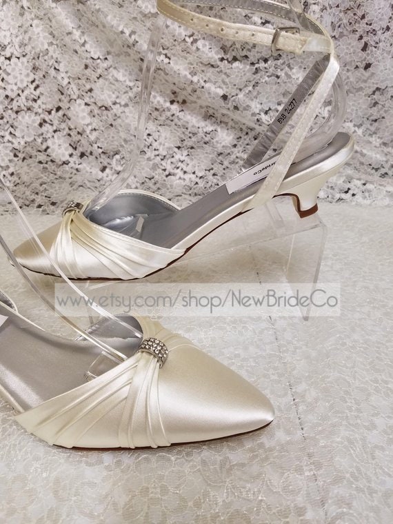 kitten heel silver dress shoes Amazon.com | DINTAHA Metallic Silver Kitten Heels for Women,Pointed Toe  Slingback Heels for Women,Low Heel Dress Shoes for Women,Size 4.5