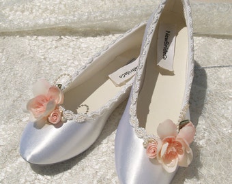Blush Pink Flowers Flats Satin Shoes,Blush Pink Bridal Flat shoes, Wedding Shoe,Offwhite shoes Blush Flowers, Ballet Style Slipper, Satin