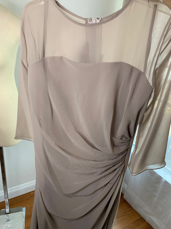 Taupe Neutral Color 3/4 sleeve Chiffon dress Size… - image 2