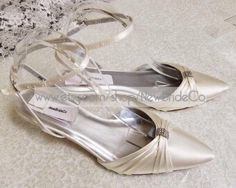 Shoes closed toes Very low heel,White Ivory Wedding pointy low heel, Kitten Heel,Ankle Strap