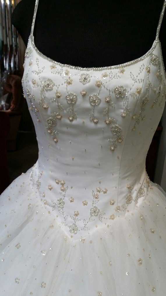 Vintage Ivory Wedding Dress, Beaded Vintage Prom Dress, Beaded Bodice Ivory  Bridal Dress,ivory XV Dress,prom Ivory Dress,ivory,bridal Dress - Etsy