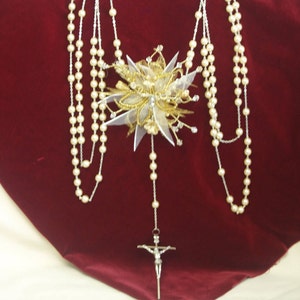 Gold Wedding Lasso Champagne Glass Pearls Traditional united Rosaries handmade adornment center, lazo de boda, wedding tradition