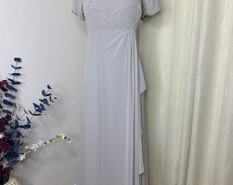 Silver Short Sleeve Beaded Chiffon Dress in Size 12, Vintage Mother of The Bride by Caterina,Anniversary Dress,Modest Gown,Flattering Design