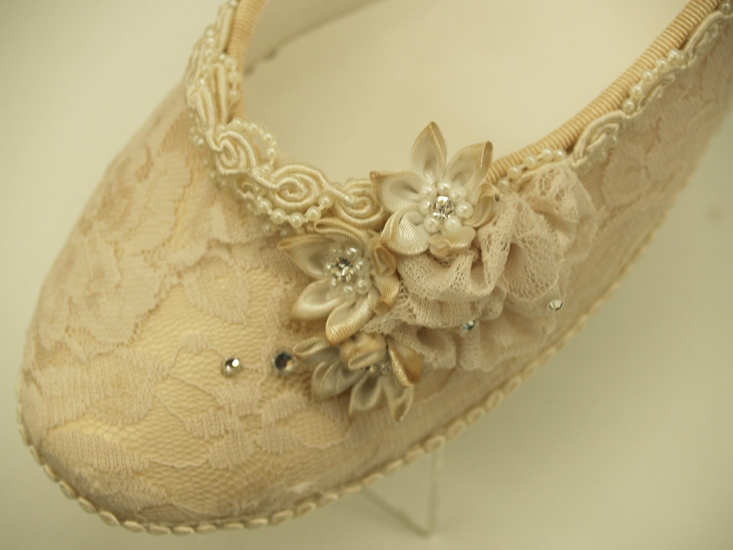 Champagne Wedding Flats Shoes Lace Vintage Modern Inspired Champagne Wedding Flats Shoes Lace Vintage Modern Inspired