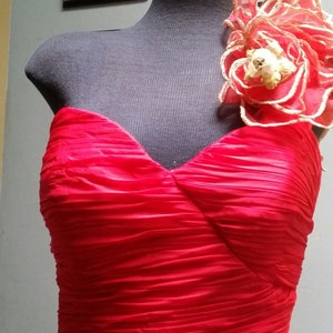 Red Dress Upcycled, Sweetheart cut, great shirred style red dress, well constructed with boning wire for support, Fitted Red Dress